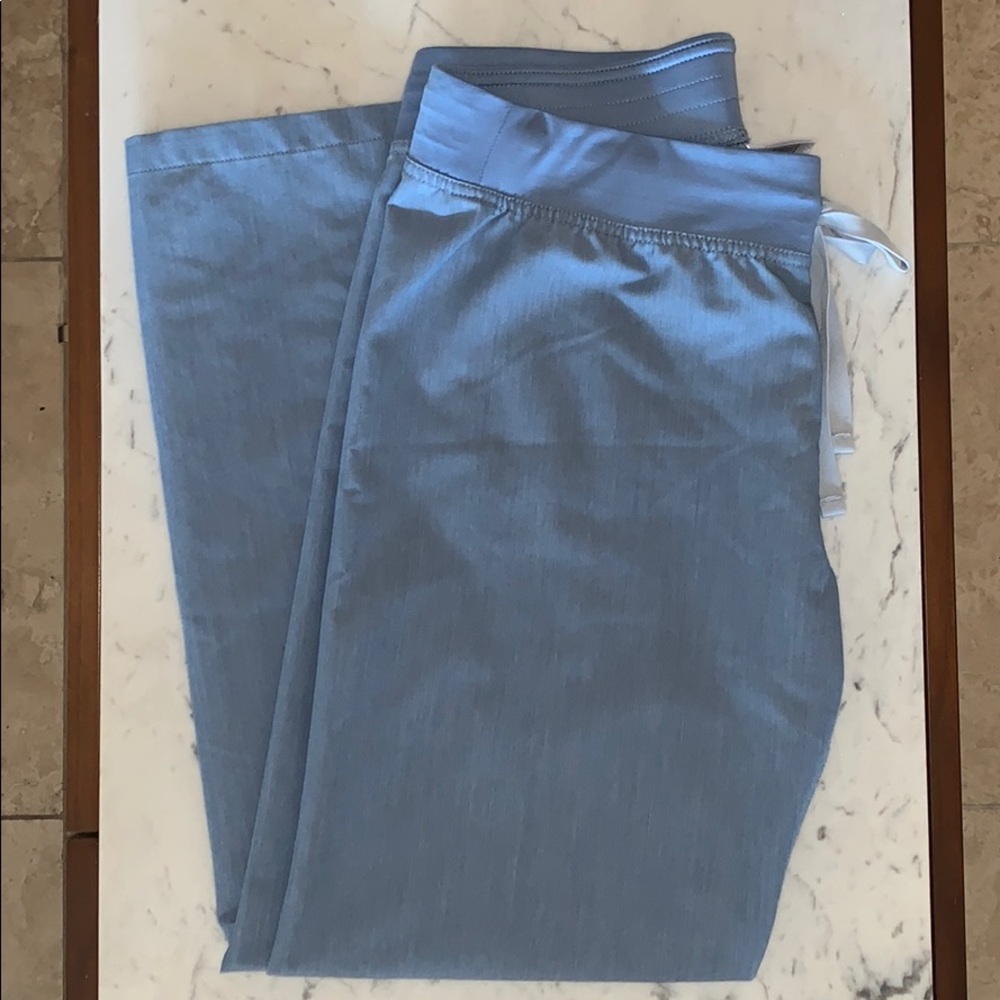 Limited edition “Livingston” scrub pants